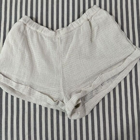 Out from under cream crochet shorts Urban Outfitters - Picture 1 of 5